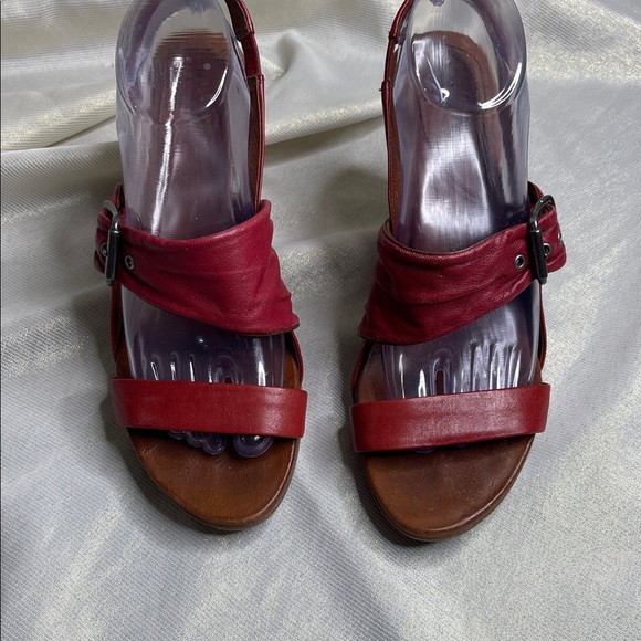 Naya Alamosa Burnt Red Leather Heeled Slingback Sandals Buckle Open Almond Toe 9 - Picture 7 of 11